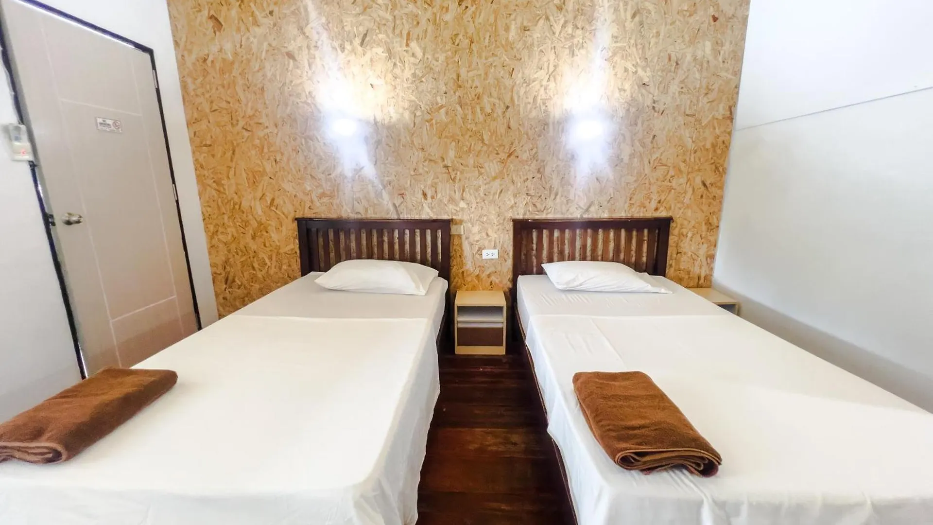 Lux Guesthouse جزيرة في في بيت ضيافة